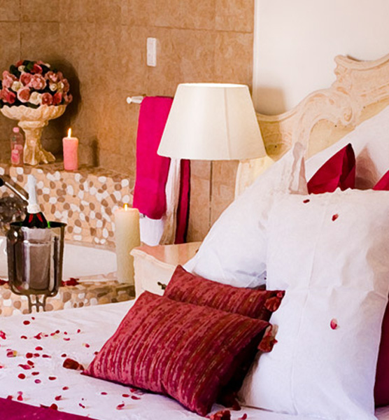 Honeymoon suite with rose petals